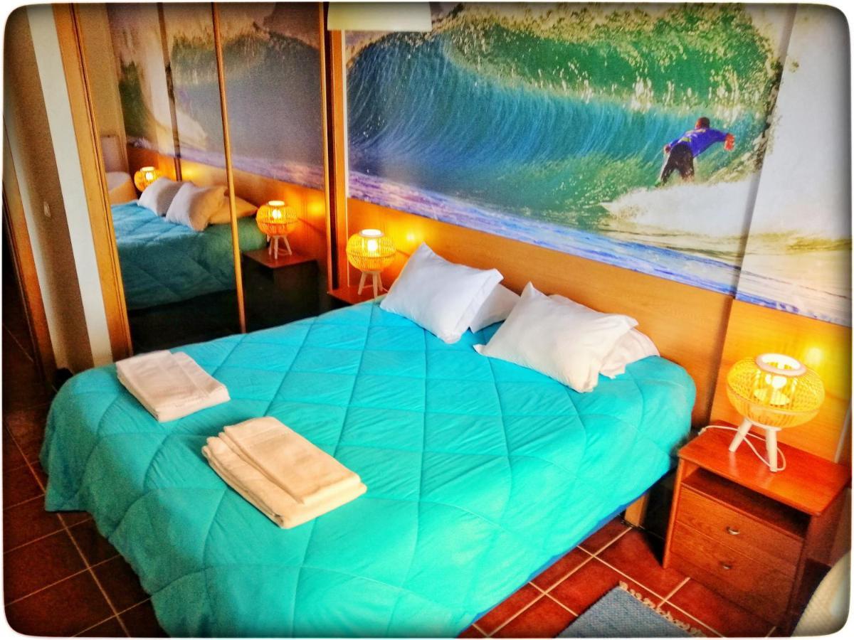 Supertubos Beach Hostel Atouguia Da Baleia Exterior photo